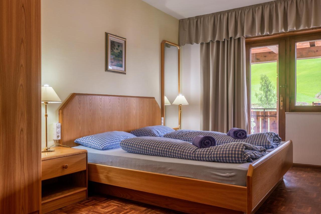 Appartements Pension Sonia Фунес Екстер'єр фото
