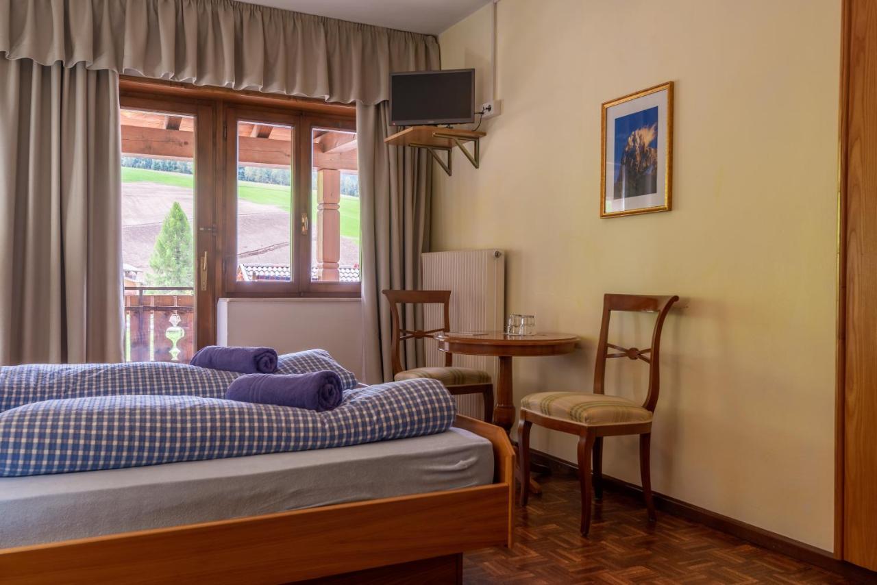 Appartements Pension Sonia Фунес Екстер'єр фото